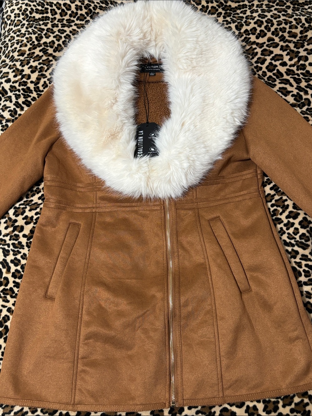 COALITION LA Luxe Faux Fur-Collar Tailored Camel Cream Coat Large Winter Classic